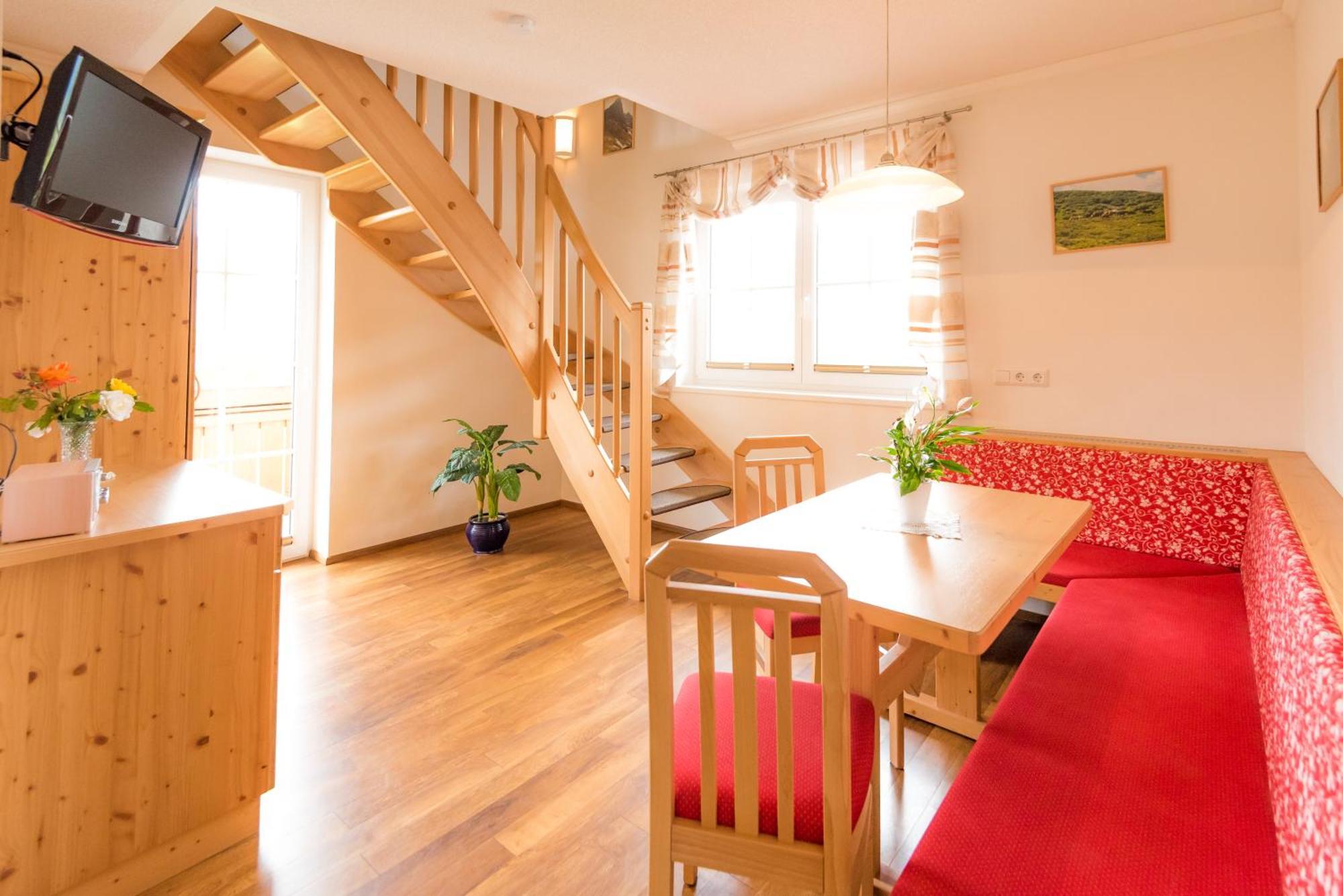 Pension- Appartement Kristall Tröpolach Kültér fotó
